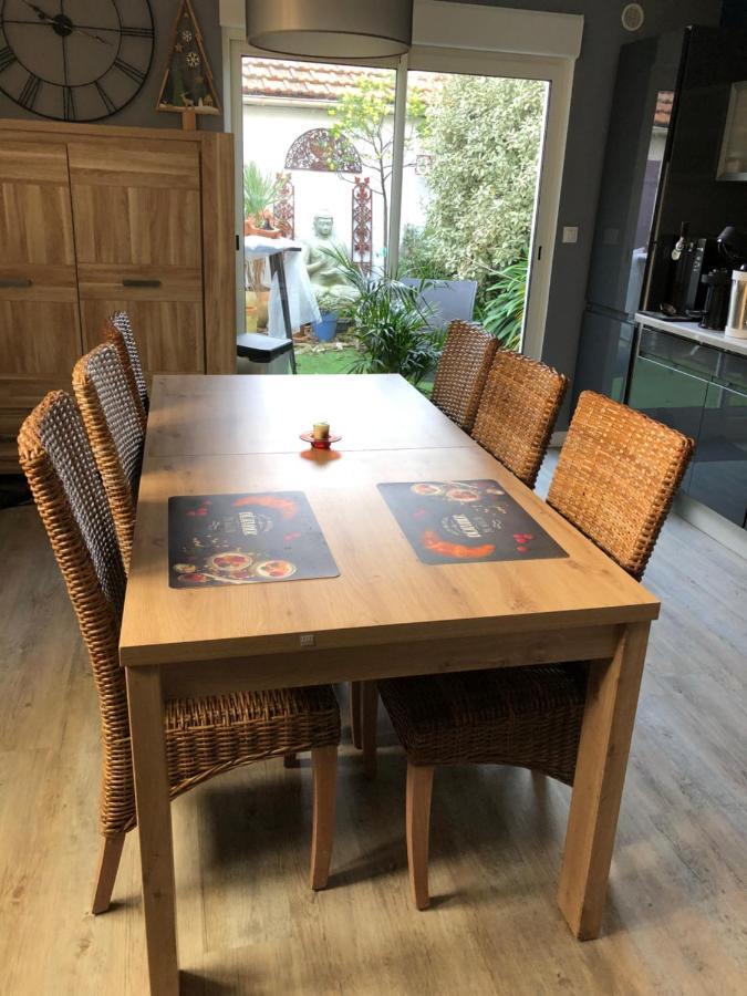 Agreable Maison De Ville ,Calme Avec Tous Les Commerces A 150M Cherbourg-en-Cotentin Buitenkant foto