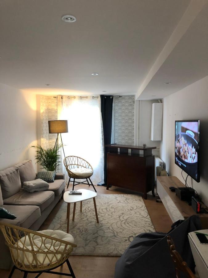 Agreable Maison De Ville ,Calme Avec Tous Les Commerces A 150M Cherbourg-en-Cotentin Buitenkant foto